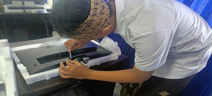 Proses Rakit Komputer